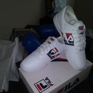 Fila men sneakers